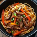 Reisnudeln mit Rindfleisch, Sojasauce und Gem&uuml;se