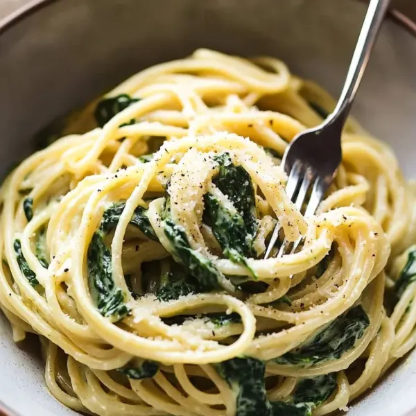 Spaghetti mit Spinat Frischkäse-Sauce