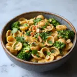 Cremige Erdnuss Brokkoli Orecchiette Pasta