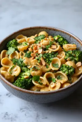 Cremige Erdnuss Brokkoli Orecchiette Pasta
